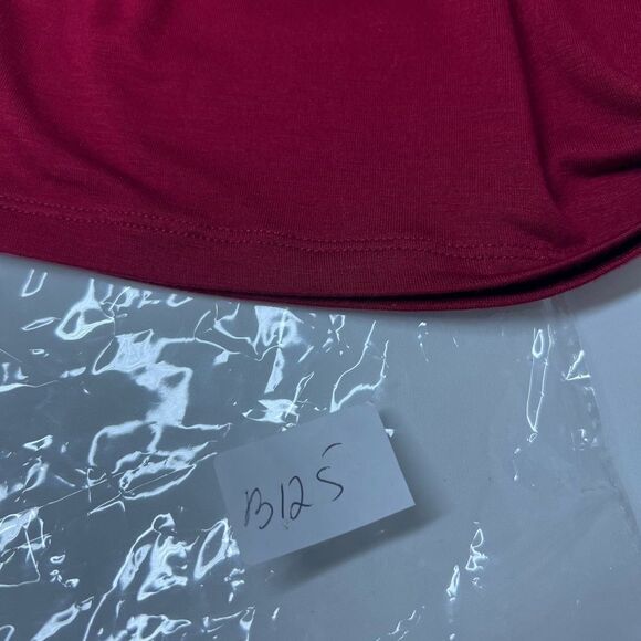 August Silk Top Ruby with Ruffles Size M - Picture 15 of 15